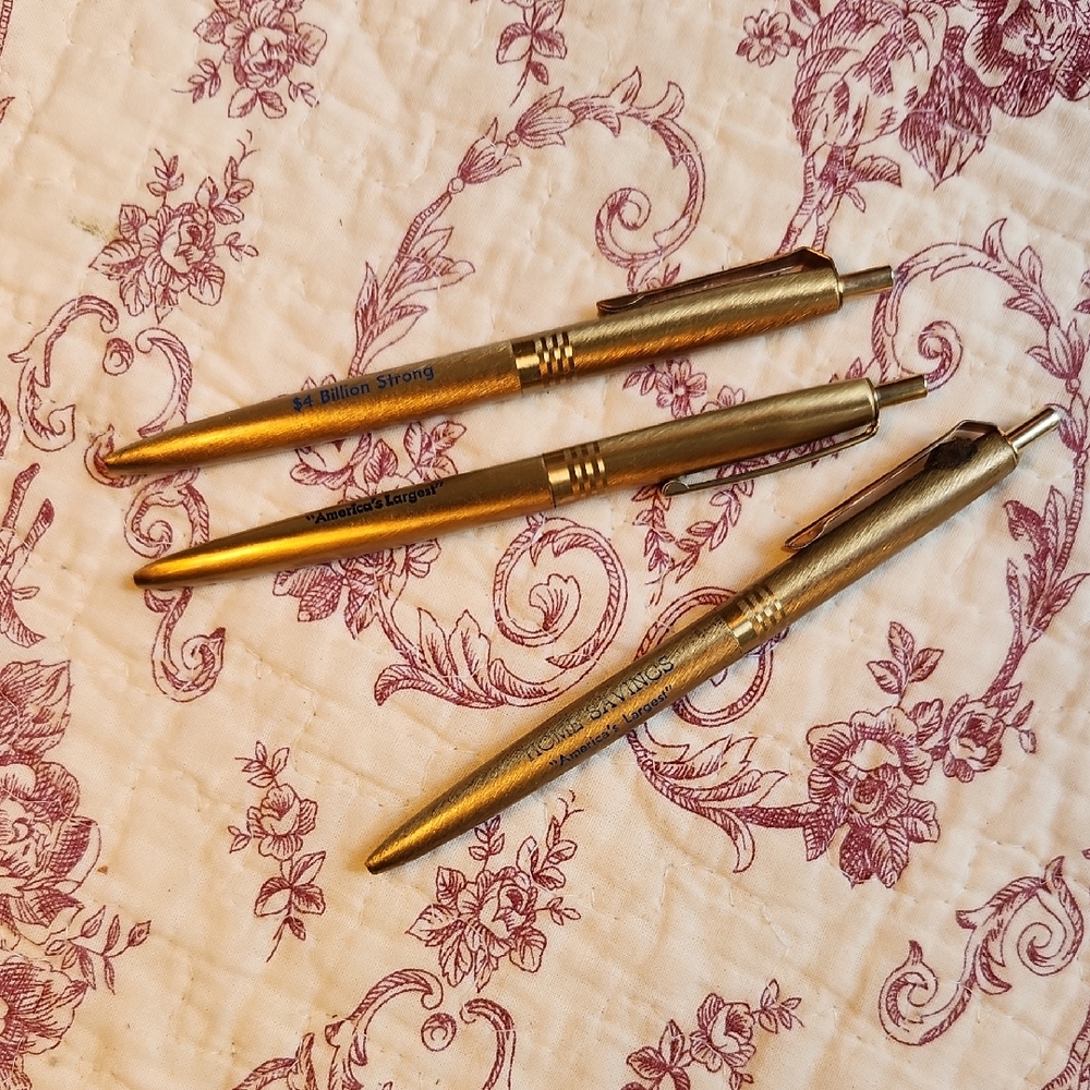 Home Savings Bank Lobby retractable Pens goldtone Vintage stationary
